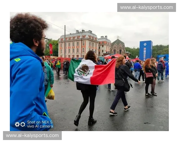 利马索之夏，足球激情在圣彼得堡绽放：一场跨越国界的约会